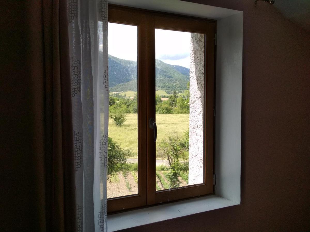 Daphrose Chambre Lachau Екстериор снимка